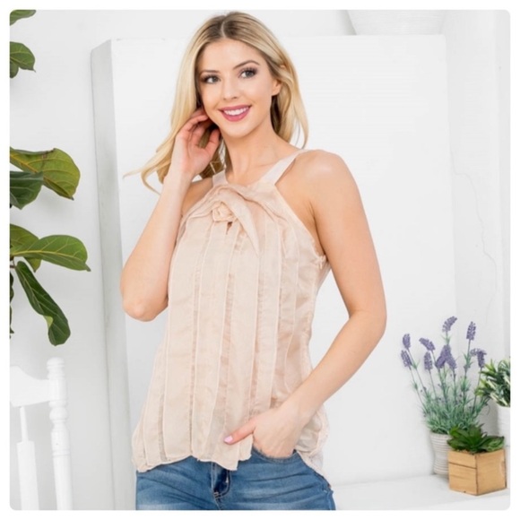 🤎1️⃣LEFT🤎New Boutique Brand Ryu Floral And Lace Top With Split Back - Picture 7 of 14